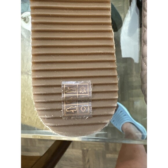 Karl Lagerfeld Quilted Beige Loafers - Picture 12 of 15